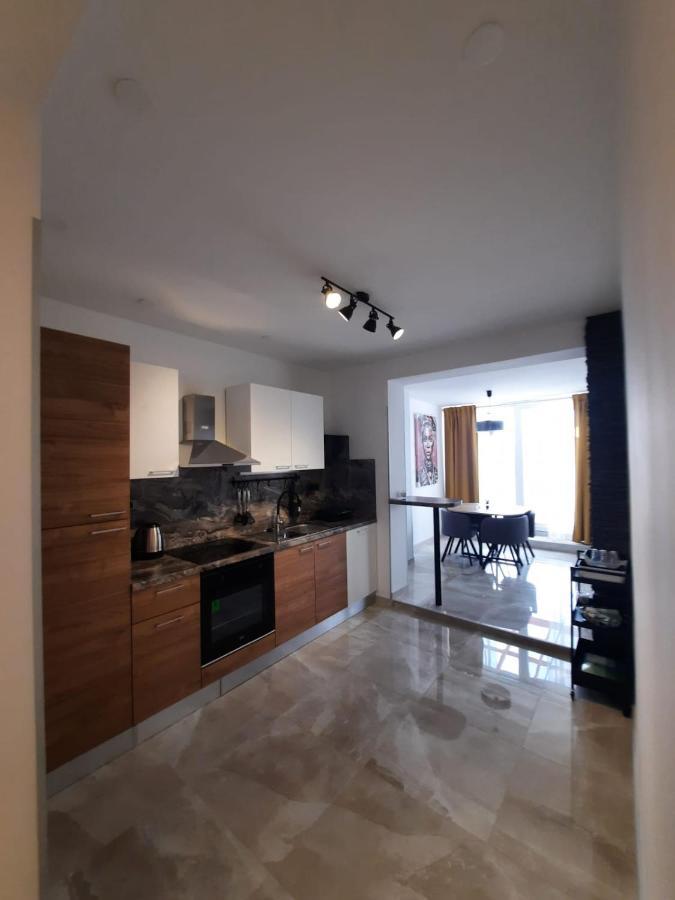 Njivice, Otok Krk, Apartman Dora エクステリア 写真