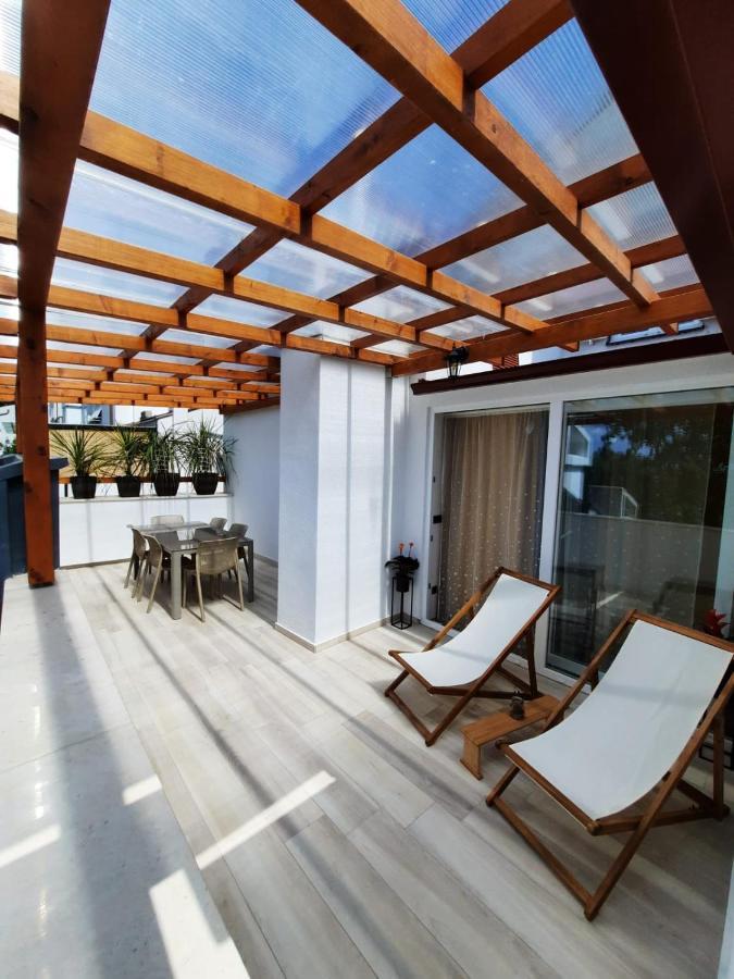 Njivice, Otok Krk, Apartman Dora エクステリア 写真