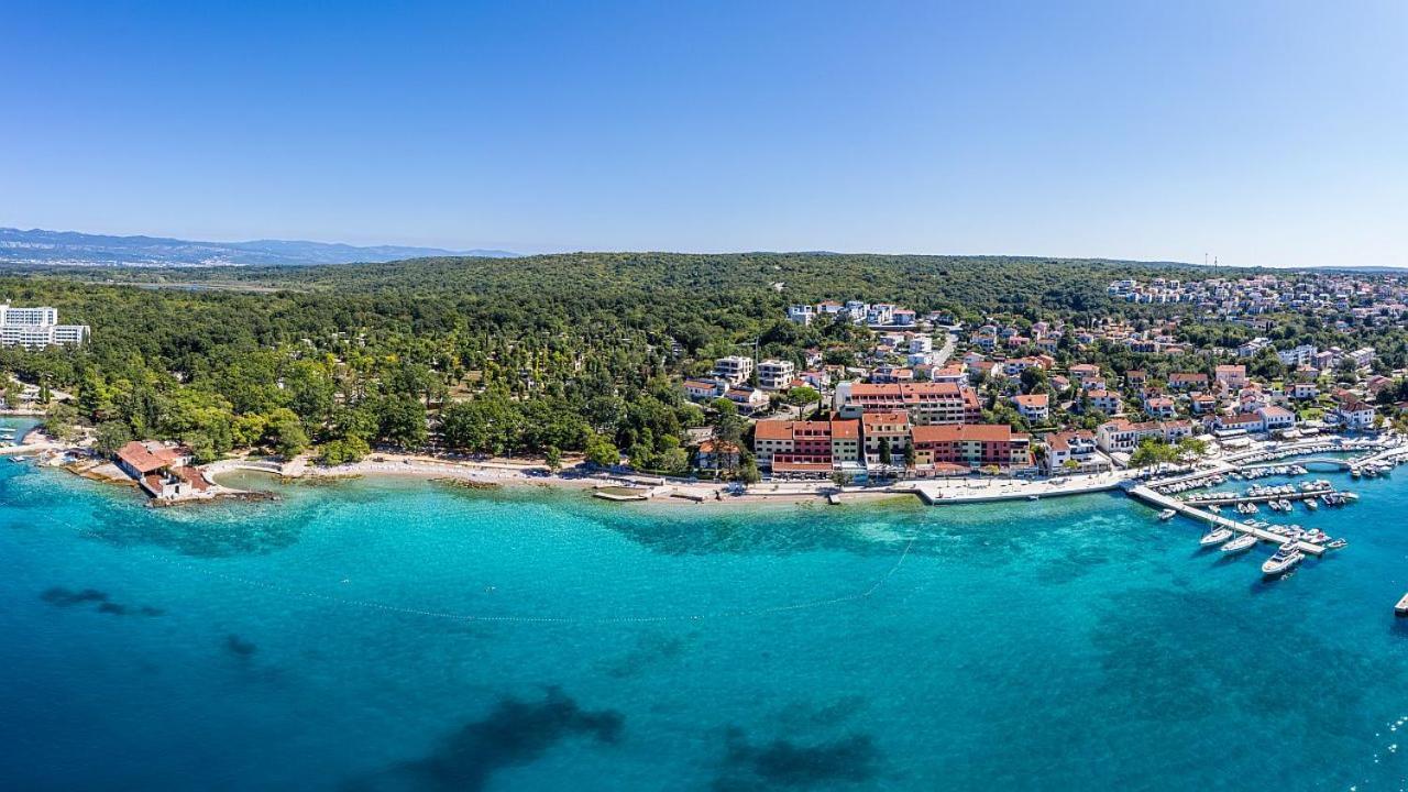 Njivice, Otok Krk, Apartman Dora エクステリア 写真