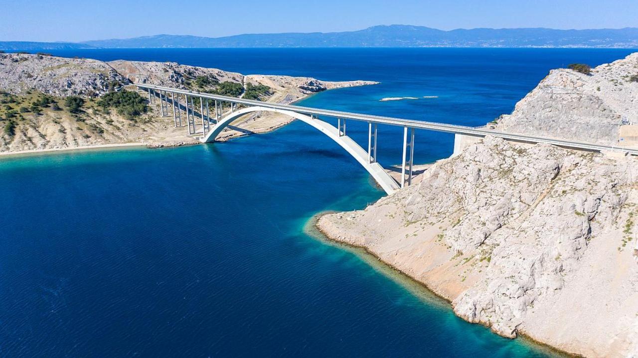 Njivice, Otok Krk, Apartman Dora エクステリア 写真